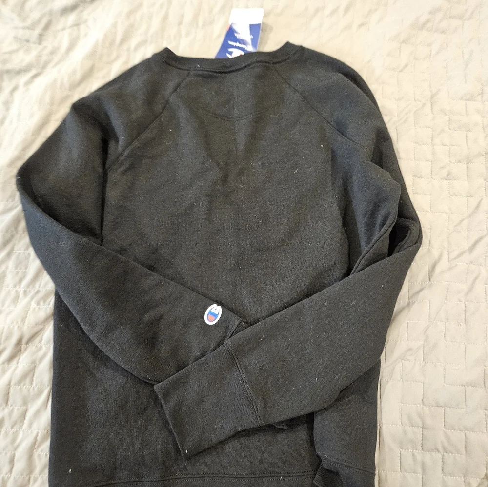 NWT Champion Black and Gold Crewneck Sweater for Men Medium